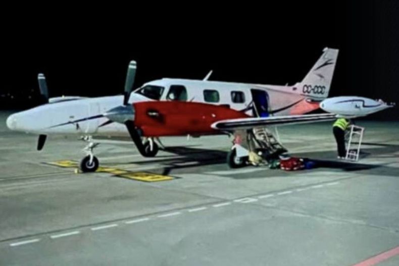 15376 avion ambulancia.jpg