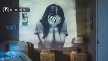 El Desconcierto | 7060 imagen del cuarto de una nina y en la pared una proyeccion d.jpg