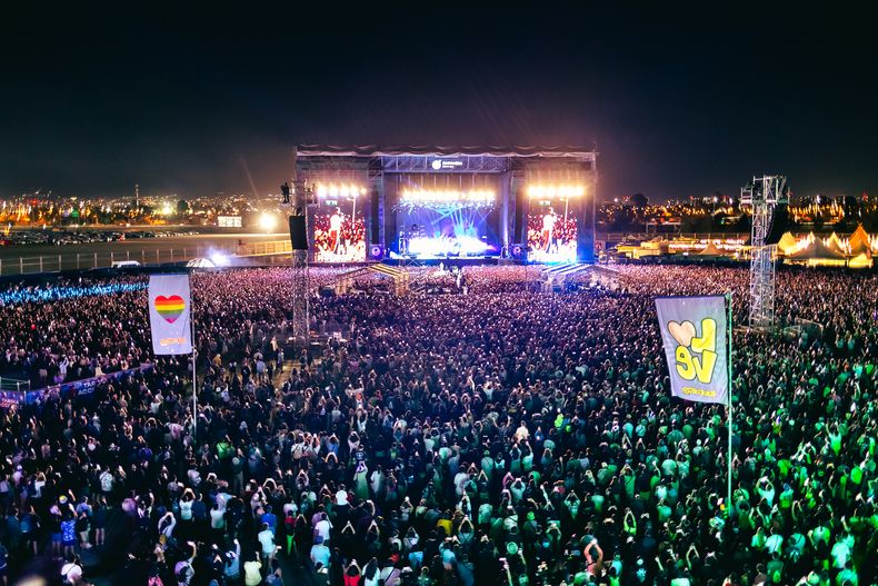 Lolla.jpg