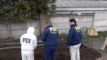 Encuentran osamentas de más de 100 años a pocos metros de Villa Grimaldi