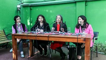 El Desconcierto | Conversatorio Ministra Orellana abordo los desafios del gobierno y feminismos del pais e1700254450225.jpeg