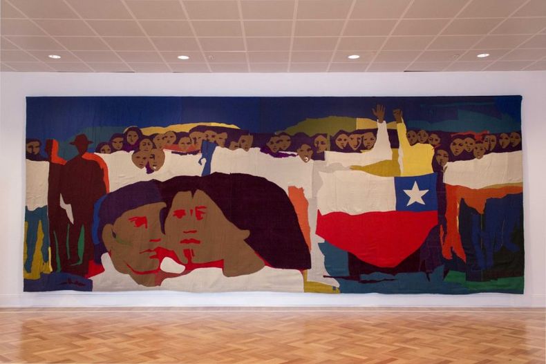 Multitud III Gracia Barrios Museo de la solidaridad scaled e1668260713347.jpg