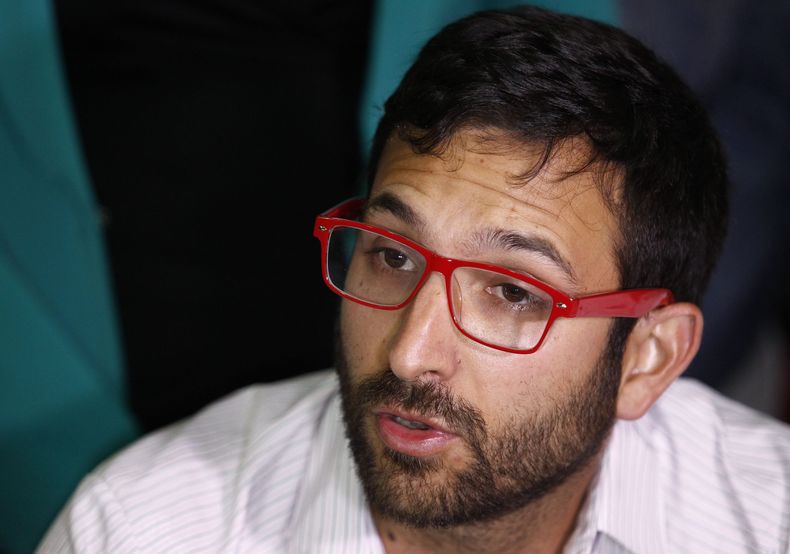 A_UNO_868655 scaled.jpg