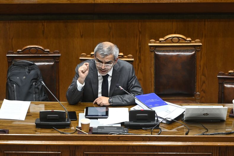 5266 a uno 1608797.jpg