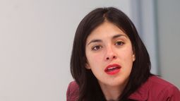 Karol Cariola defiende proyecto sin consentimiento es violación y cuestiona las redes sociales por desinformar