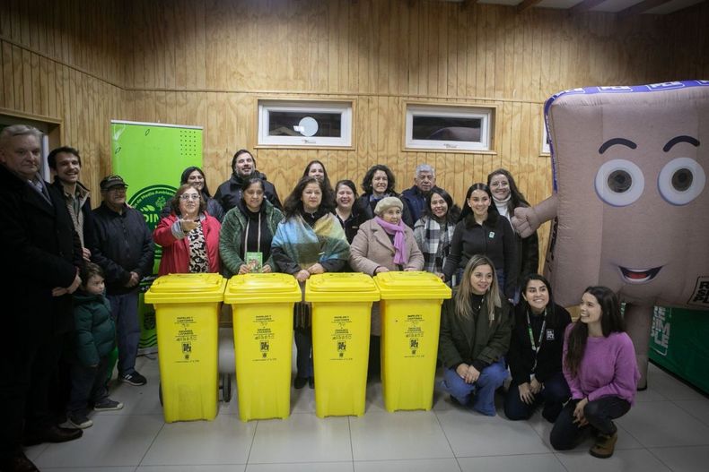 La iniciativa, implementada junto a RESIMPLE, fortalecerá el reciclaje puerta a puerta, representando un ahorro cercano a los $450 millones para el municipio.