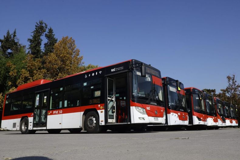Transporte publico en RM Operan 1.600 buses electricos y se sumaron 10 nuevos servicios scaled e1683134491242.jpg
