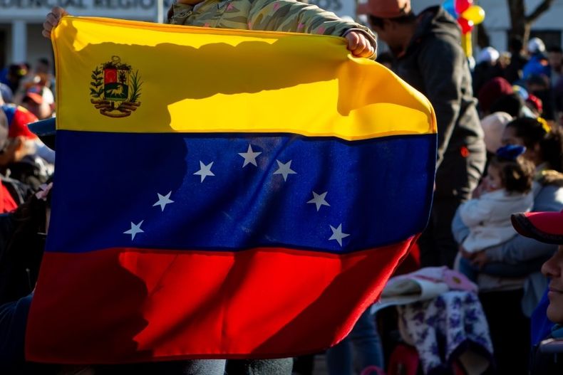 2526 venezolanos.jpg