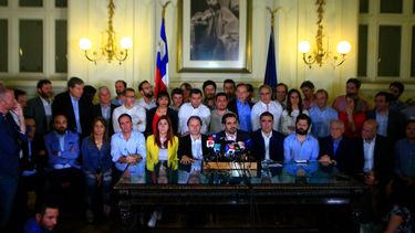 El Desconcierto | Acuerdo por la Paz y Nueva Constitucion.jpg