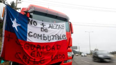 Camioneros responden emplazamiento del gobierno: Seguirán en paro indefinido
