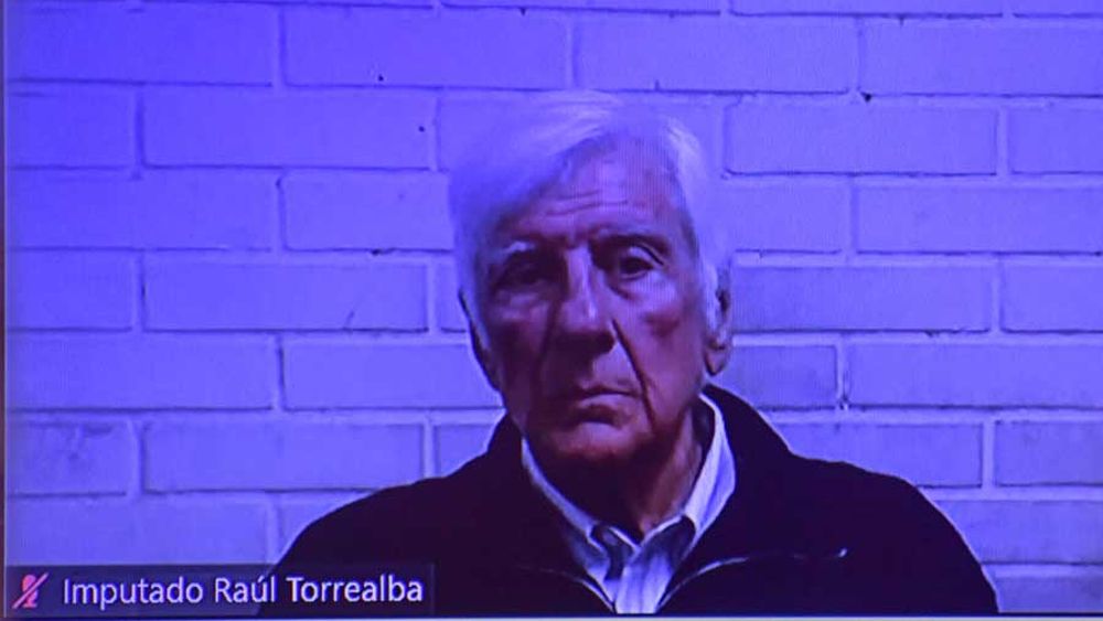 Torrealba entre la espada y la pared: Aseguran que reconoció recibir sobres con dinero