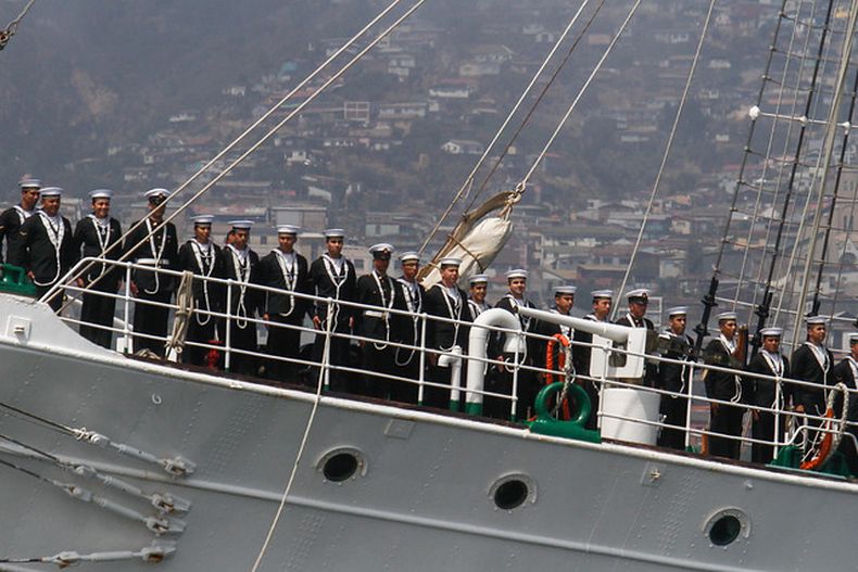 buque esmeralda.jpg