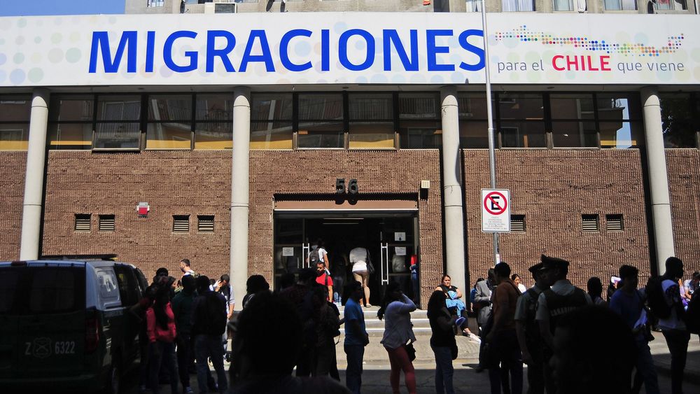 Los planes de Piñera para la Ley de Migraciones: ¿Se viene otro decretazo?