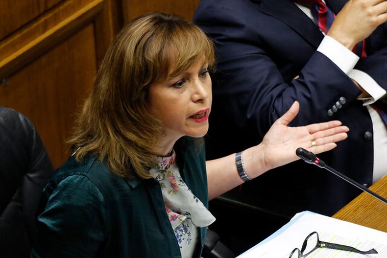 Senadora Loreto Carvajal.jpeg