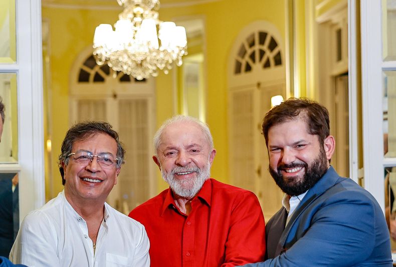 15346 boric lula petro.jpg