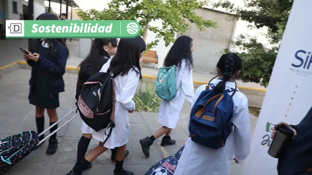 Educación y conciencia ambiental: 132 colegios y jardines infantiles de la Región Metropolitana recibieron certificación
