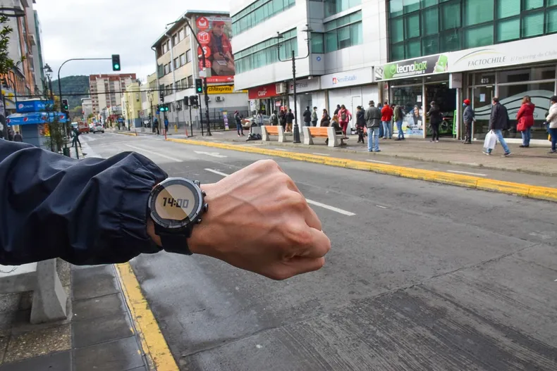 trabajador fue despedido tras 32 meses de atrasos y casi 10 horas solo en julio corte confirmo tras apelacion de empresa.webp