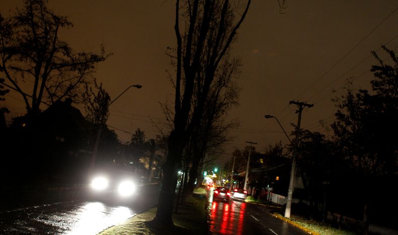 15375 lluvia sin luz.jpg