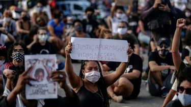 Conmoción en Brasil: Hijo de asesora del hogar afrodescendiente muere en edificio de lujo mientras estaba al cuidado de su empleadora