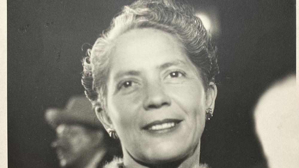 Con conversatorios abiertos: reeditan libro de Olga Poblete, referente del feminismo y los DDHH en Chile.