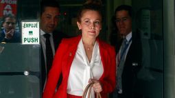 REDES| Se le está pasando la mano: Críticas y apoyo por actitud de Cathy Barriga en concejo municipal