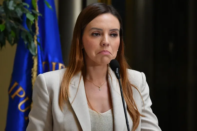 30332 a uno 1692149.webp