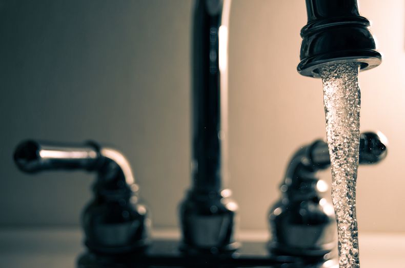 Agua 02 L.jpg