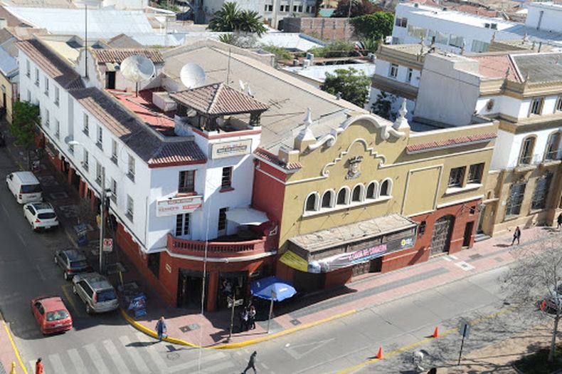 Cine Centenario de La Serena.jpg