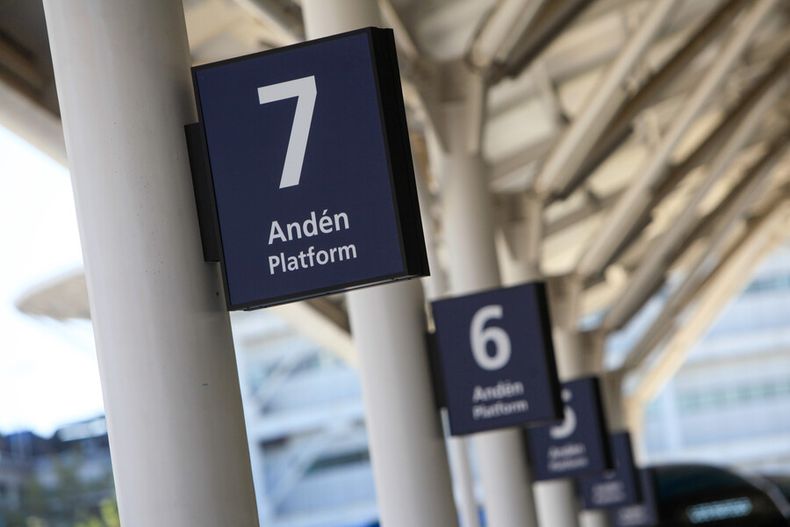 investigadores chilenos disenan ia que detecta movimientos y caidas de pasajeros en andenes.jpg