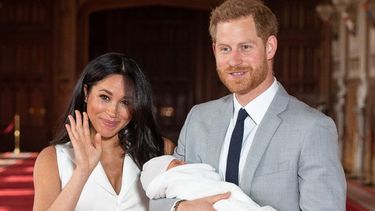 El titular racista de CNN por el hijo de Meghan Markle y el príncipe Harry que generó polémica