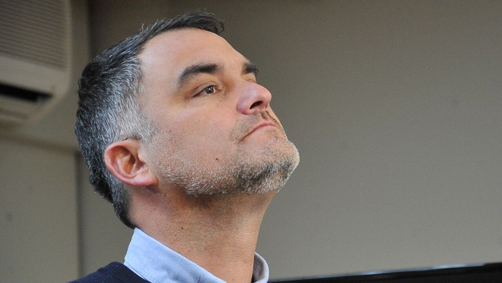 El ‘mea culpa’ de Javier Macaya: Reconoce error, pero no por cuestionar prueba de víctimas de su padre