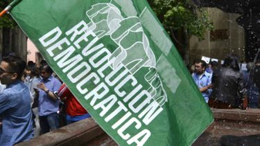 Les quitaron el piso: Frente Estudiantil de RD respalda a ex presidenta de la Feusach
