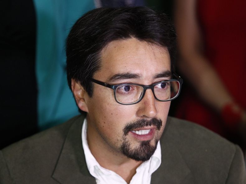 A_UNO_868645 scaled.jpg