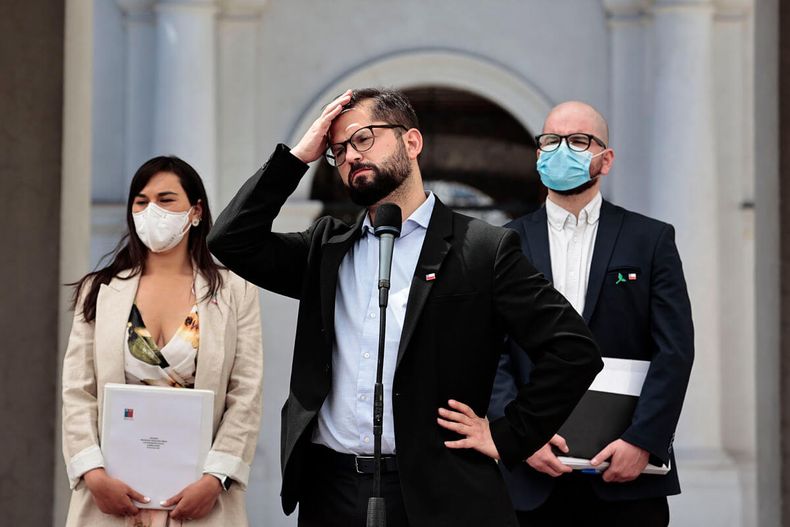 Boric comite politico.jpg