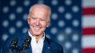 Biden aclara que es hora de que las grandes empresas y los ricos tributen de forma justa