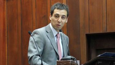 Defensoría de la Niñez vuelve a tener liderazgo: Anuar Quesille es designado por el Senado