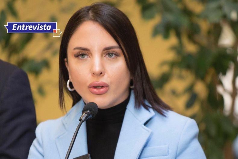 5249 camila musant.jpg
