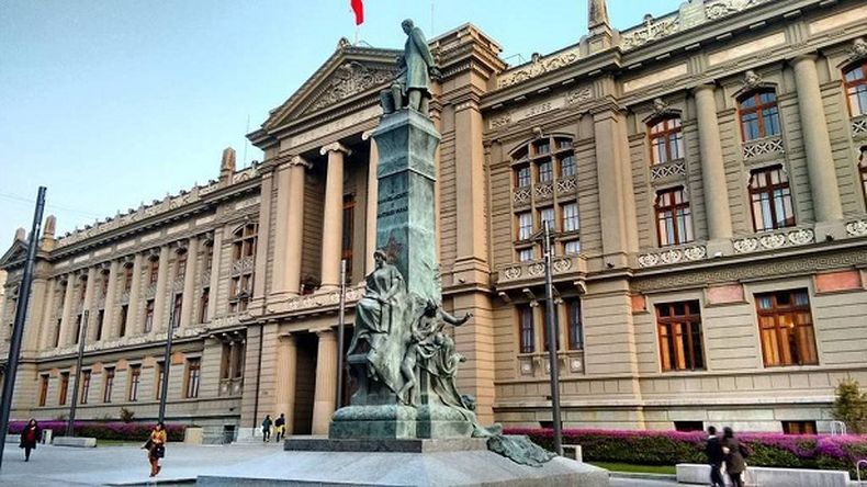 tribunales de justicia.jpg