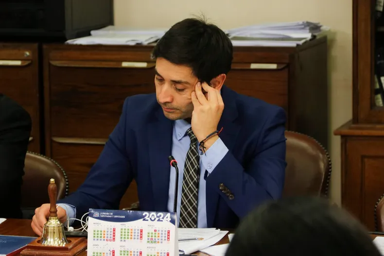 18054 calisto querellado.webp