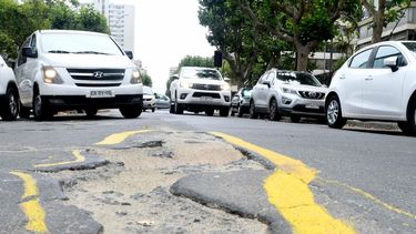 Lapidaria estimación de Automovilistas furiosos: “En la RM hay alrededor de 500 mil hoyos”