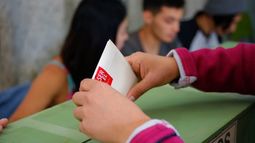 Voto en el exterior: Con un 41% escrutado, Sánchez y Guillier lideran las votaciones