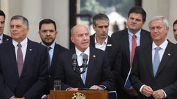 El gallito entre Quiroz y Alvarado por el liderazgo del gobierno de Kast tensionado por la Ley Miscelánea El gallito entre Quiroz y Alvarado por el liderazgo del gobierno de Kast tensionado por la Ley Miscelánea