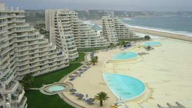San Alfonso del Mar, el negocio de los hermanos Fischman