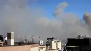 israel anuncia nueva oleada de bombardeos contra el corazon de teheran y contradice anuncio de trump