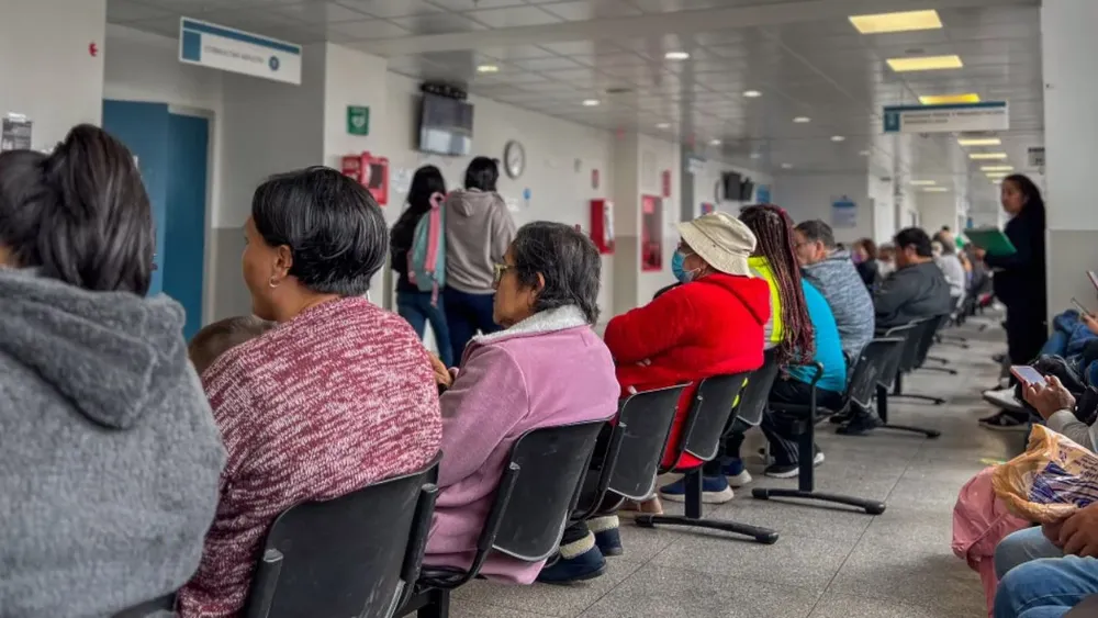 Hito en salud: más de 2,7 millones de pacientes salieron de listas de espera y demora por cirugías baja en 45 días