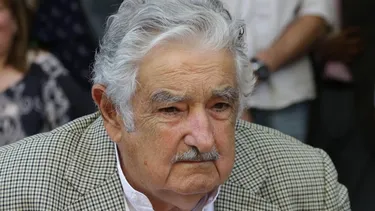 Actualizan estado de Pepe Mujica tras cirugía para instalarle prótesis en el esófago