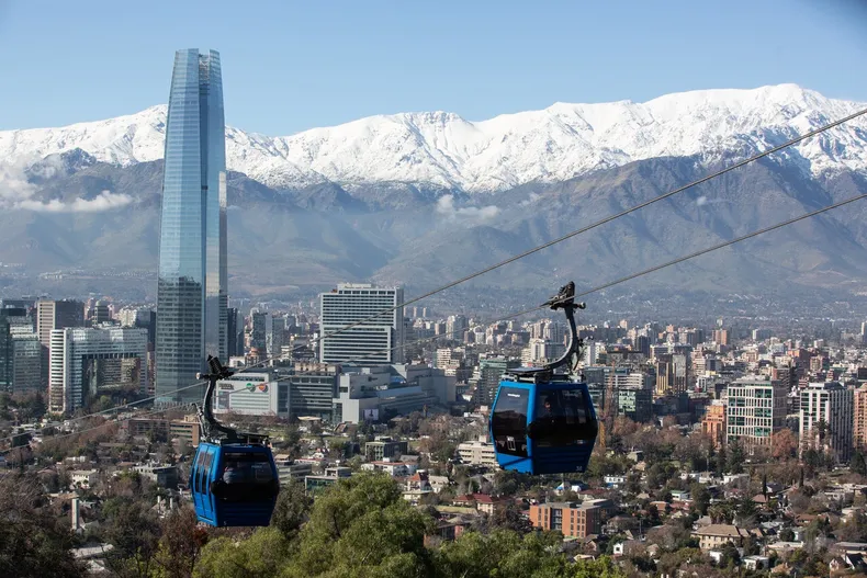 16240 santiago de chile.webp