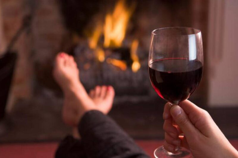 La trampa de tomarse una copa de vino antes de dormir.