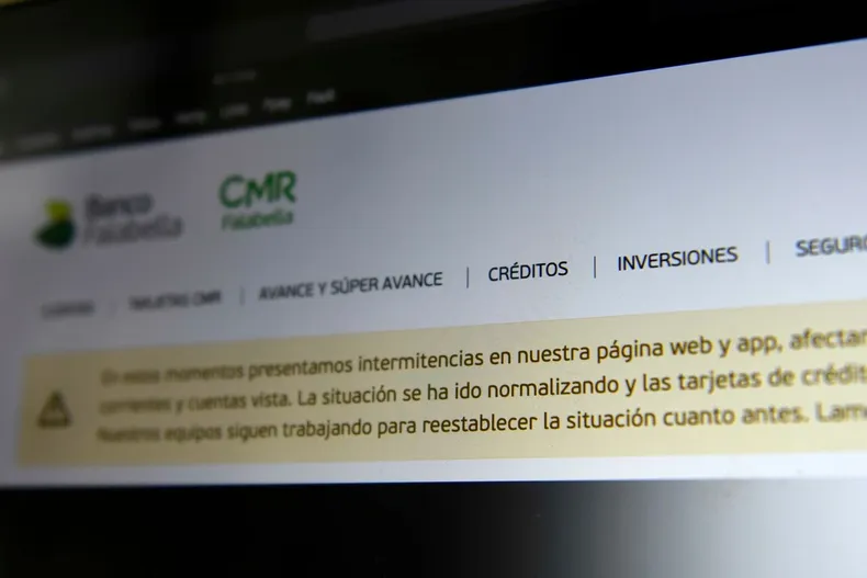 cmr falabella lo demando para cobrarle pagare de 2 8 millones y fueron a juicio corte declaro prescrita la accion.webp