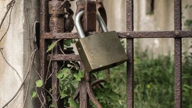 Cambió candados para no dejar entrar a arrendataria que iba al día con pagos: Corte ordenó permitir acceso